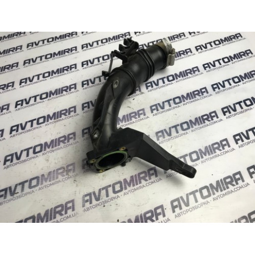 Патрубок інтеркулера Ford Focus 3 1.6TDCI 2011-2017 AV6Q9351BC